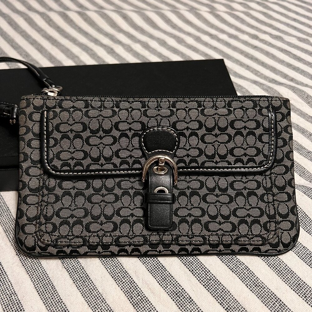 Coach Soho Black Mini Signature Front Buckle Wristlet